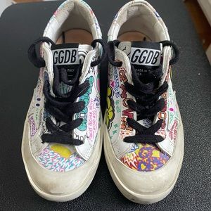 Golden Goose Super Star kid shoe. European size 28
